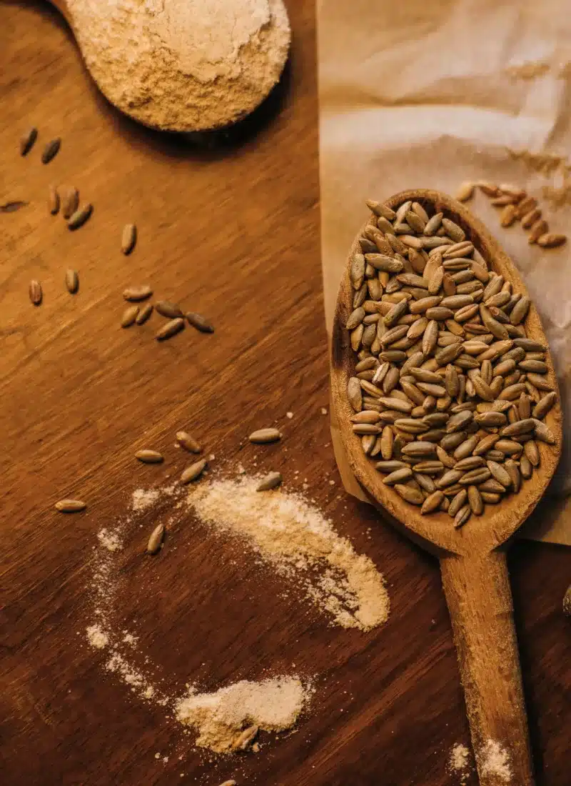 Freshly Ground Flour: Learn to Mill Your Own